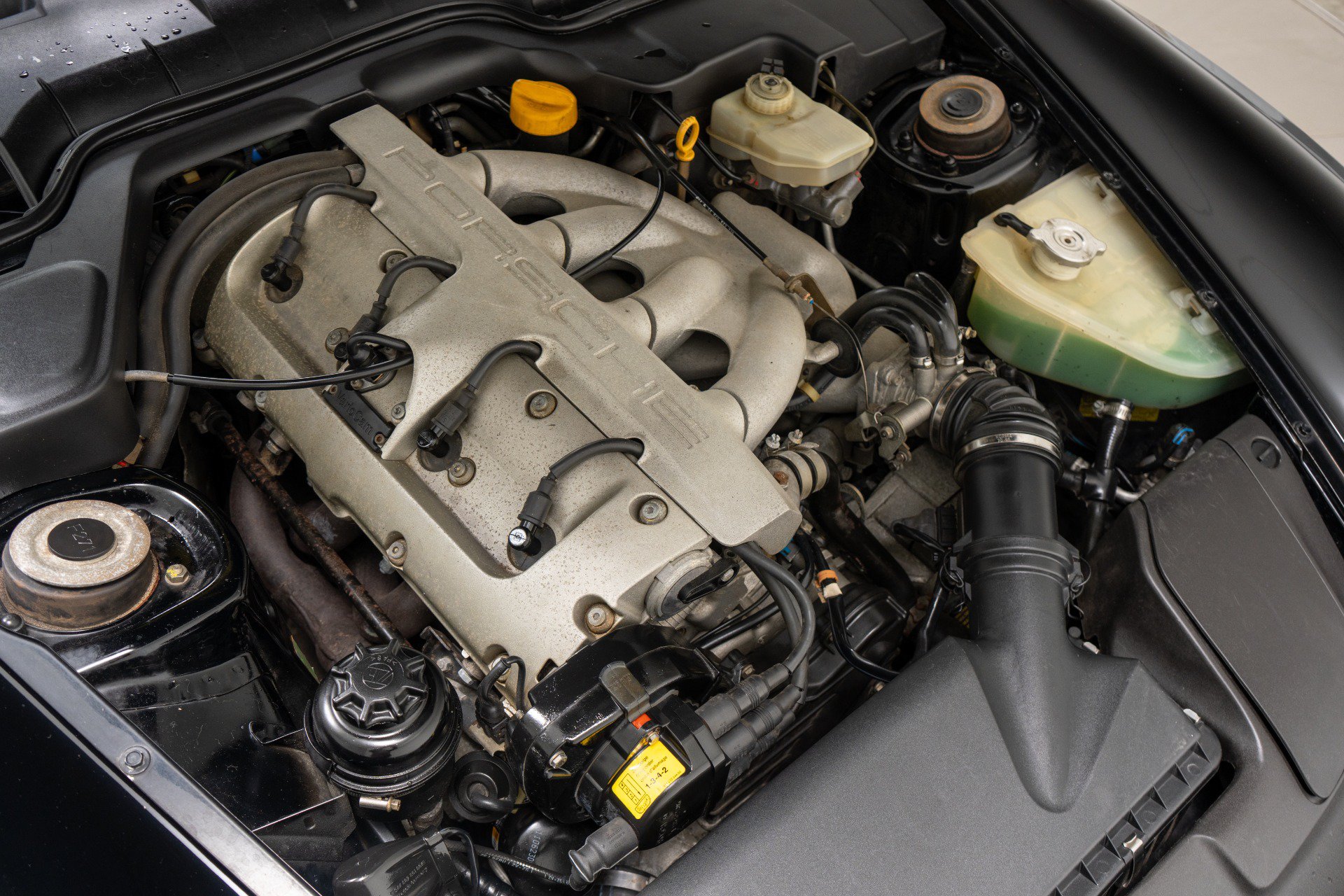 Used 1992 Porsche 968 Cabriolet RWD image 44