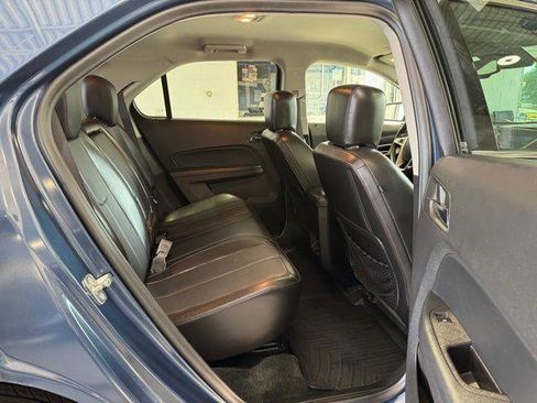 Used 2017 Chevrolet Equinox Premier w/ Enhanced Convenience Package FWD image 12
