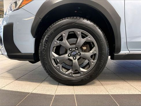 Used 2022 Subaru Crosstrek 2.5i Sport w/ Moonroof Package AWD/4WD image 7