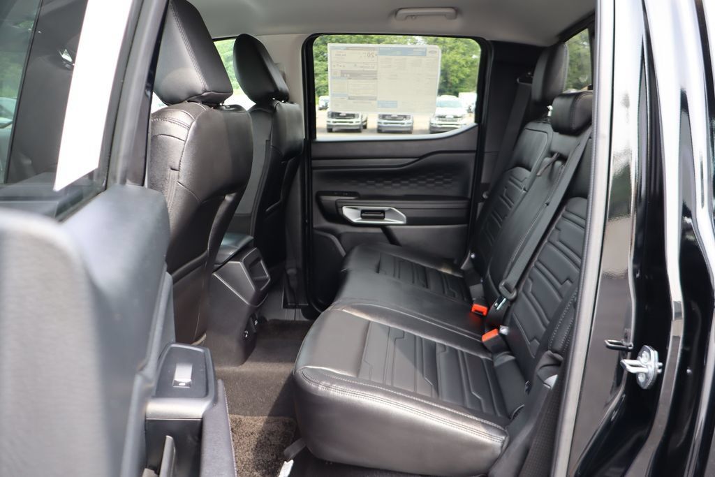 Used 2026 Ford Ranger Lariat w/ FX4 Off-Road Package AWD/4WD image 10