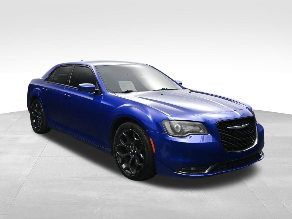 Used 2019 Chrysler 300 S RWD image 7