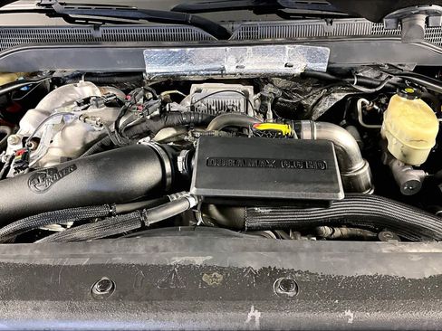 Used 2017 Chevrolet Silverado 2500 High Country w/ Duramax Plus Package image 31