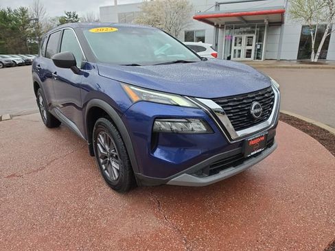 Used 2023 Nissan Rogue S AWD/4WD image 7