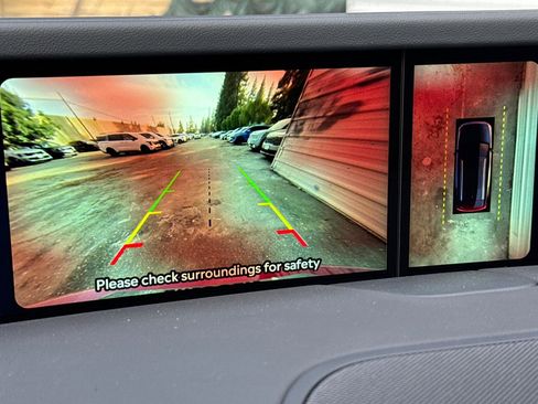 New 2026 Lincoln Nautilus Premier image 17