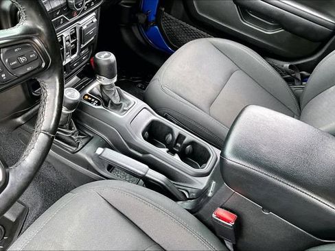 Used 2021 Jeep Wrangler Unlimited Sport AWD/4WD image 18