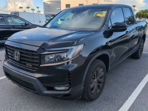 Used 2023 Honda Ridgeline Sport image 5