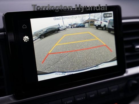 New 2025 Hyundai Venue Limited image 16