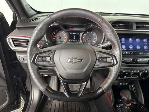 Used 2023 Chevrolet TrailBlazer RS w/ Convenience Package AWD/4WD image 21