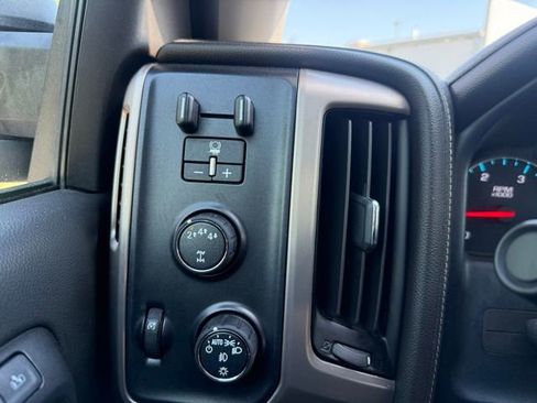 Used 2019 GMC Sierra 2500 Denali w/ Duramax Plus Package AWD/4WD image 24