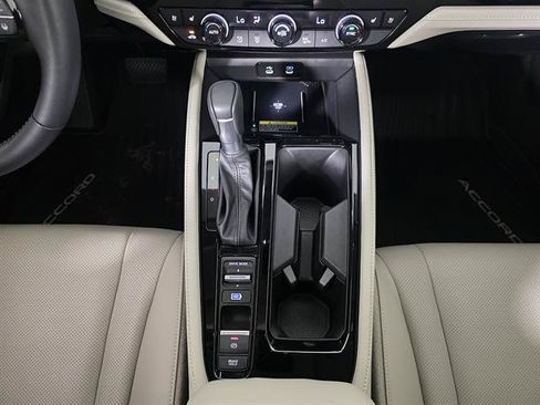 Used 2025 Honda Accord Touring image 35