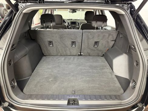 Used 2019 Chevrolet Equinox LT FWD image 27