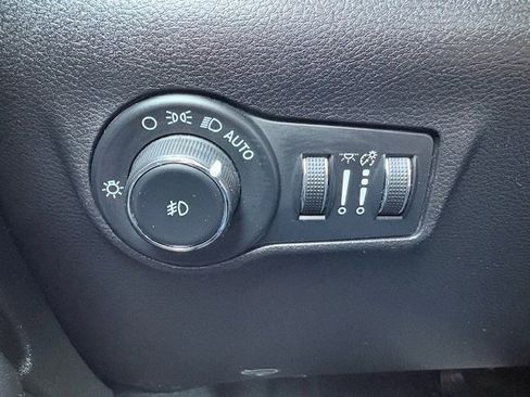 Used 2022 Jeep Compass Latitude w/ Convenience Group AWD/4WD image 22