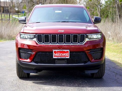 New 2026 Jeep Grand Cherokee Laredo X RWD image 4