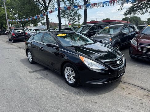 Used 2014 Hyundai Sonata GLS FWD image 2