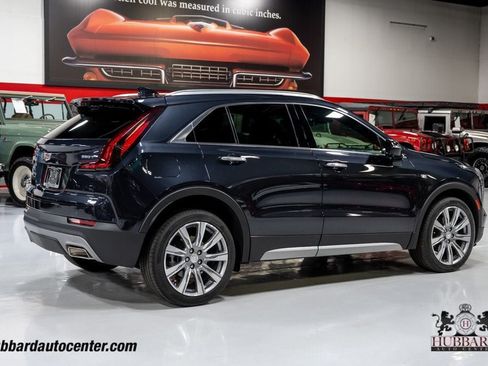 Used 2023 Cadillac XT4 Premium Luxury FWD image 8