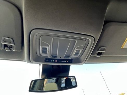 Used 2024 Chevrolet Silverado 2500 LT w/ Convenience Package image 40