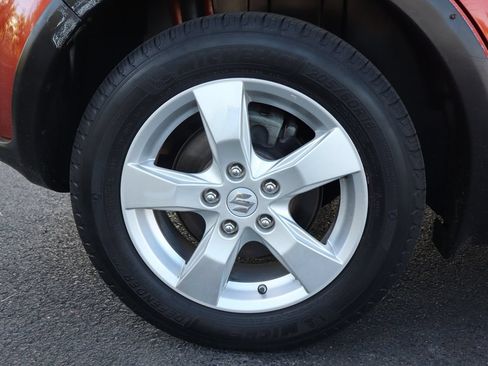 Used 2010 Suzuki SX4 Touring AWD/4WD image 42