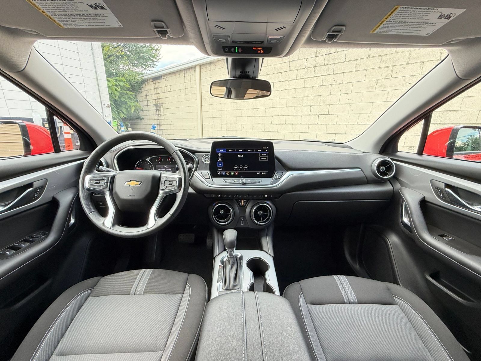Used 2026 Chevrolet Blazer LT AWD/4WD image 32