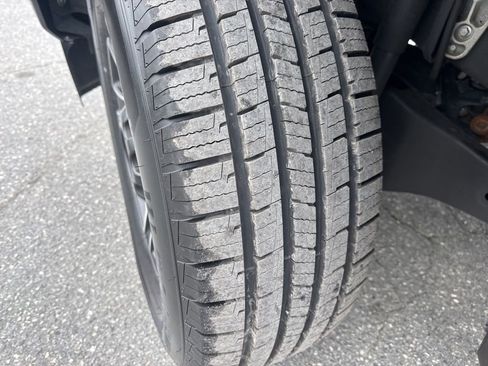 Used 2023 Ford F350 Platinum image 36