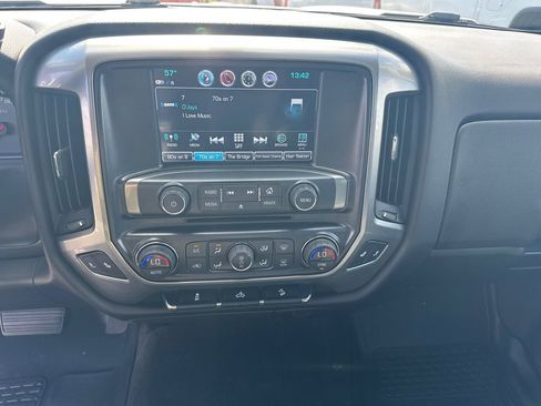 Used 2017 Chevrolet Silverado 1500 LT w/ All Star Edition image 28