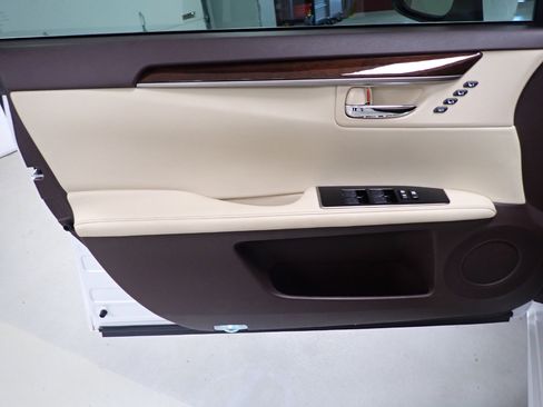 Used 2017 Lexus ES 350 image 12