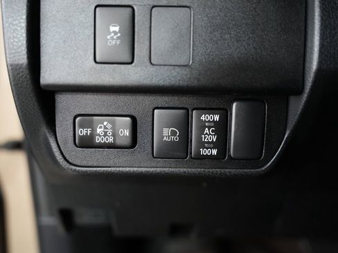 Used 2020 Toyota Tacoma TRD Off-Road image 44