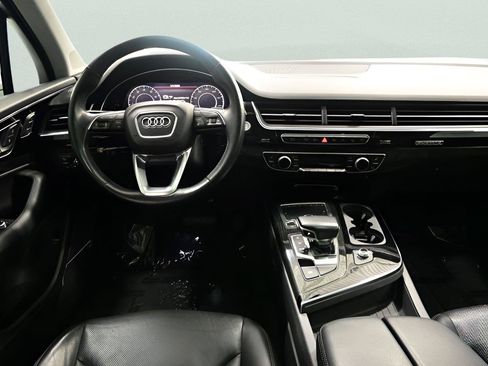 Used 2019 Audi Q7 3.0T Premium Plus w/ Premium Plus Package AWD/4WD image 11