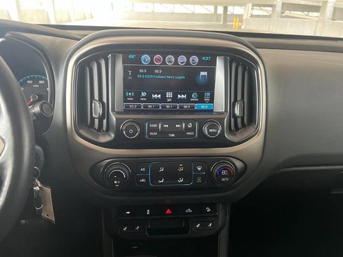 Used 2018 Chevrolet Colorado Z71 image 18