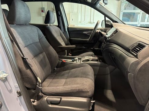Used 2022 Honda Pilot Sport image 32