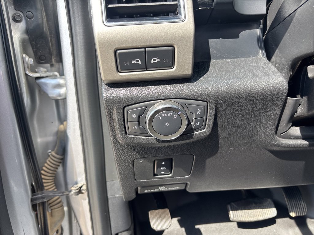 Used 2021 Ford F350 Lariat w/ Chrome Package AWD/4WD image 20