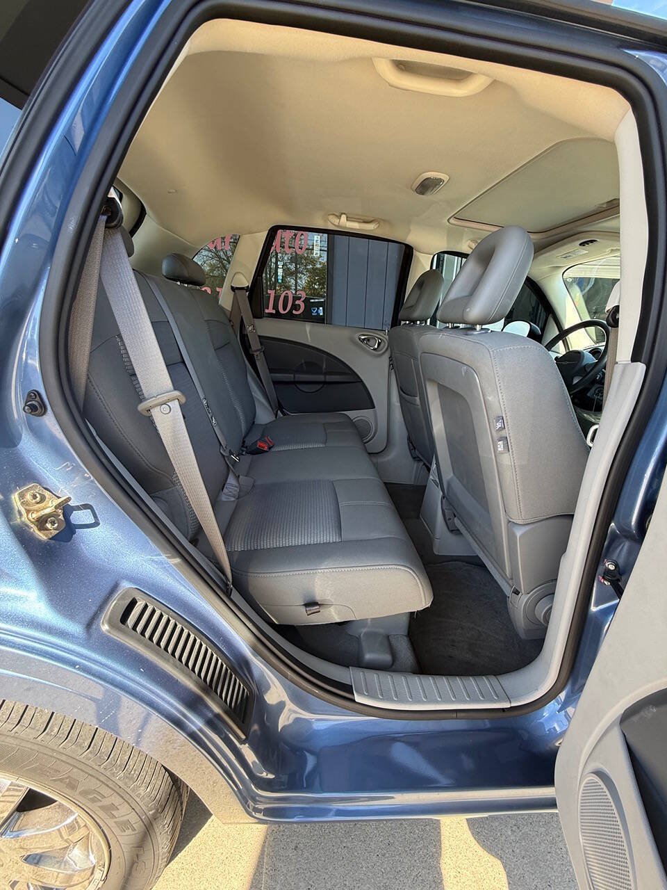 Used 2007 Chrysler PT Cruiser Limited w/ Chrome Accents Group FWD image 10