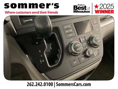 Used 2015 Toyota Sienna LE FWD image 20