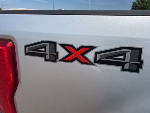 Used 2019 Ford F250 XLT w/ XLT Value Package image 6