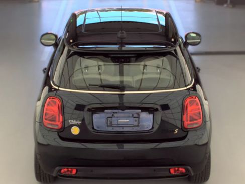 Used 2023 MINI Cooper SE FWD image 11