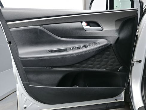 Used 2019 Hyundai Santa Fe SEL w/ Cargo Package image 9