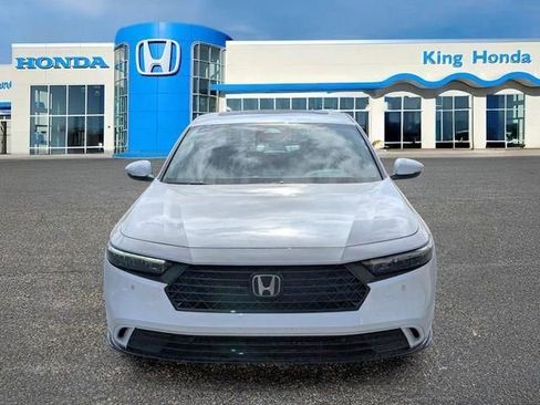 Used 2024 Honda Accord EX-L image 2