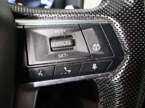Used 2022 Mitsubishi Outlander SEL image 43