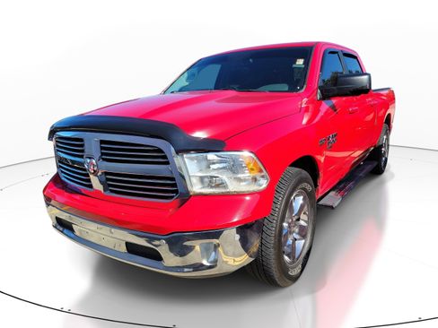 Used 2019 RAM 1500 Big Horn image 3