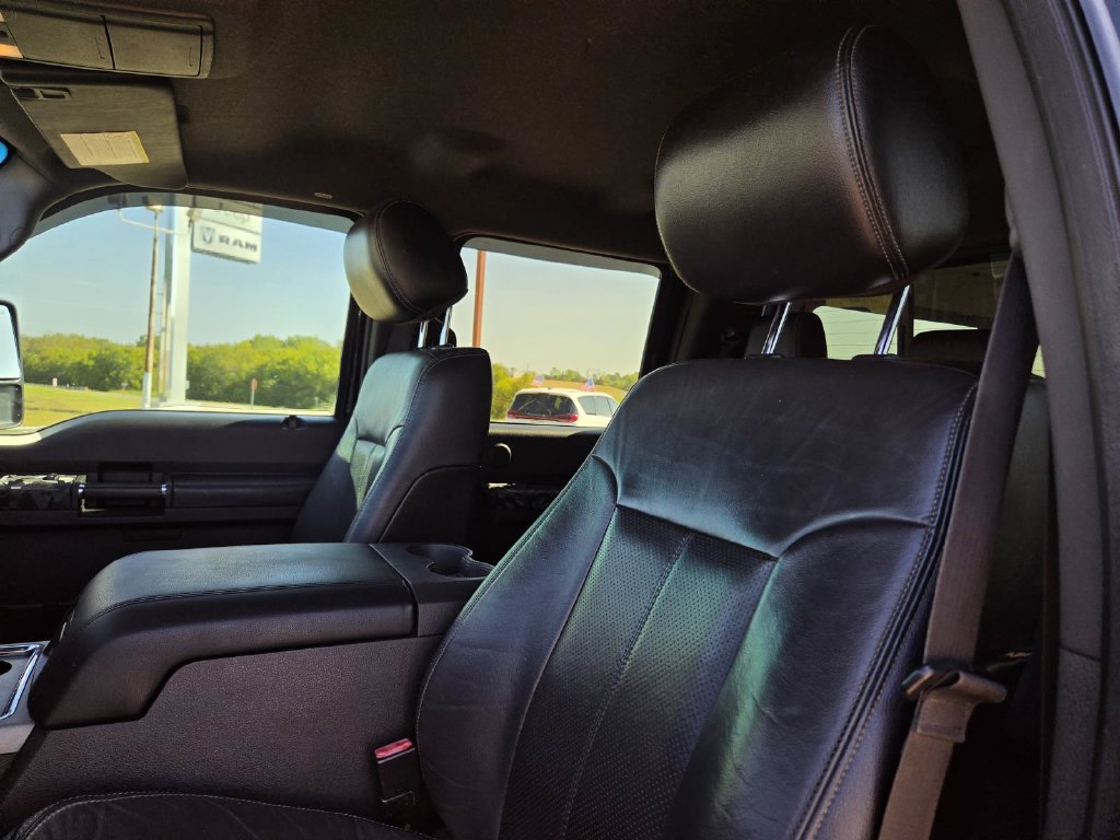 Used 2014 Ford F250 Lariat w/ Lariat Interior Package AWD/4WD image 28