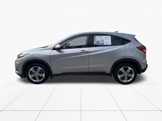 Used 2022 Honda HR-V LX video 5