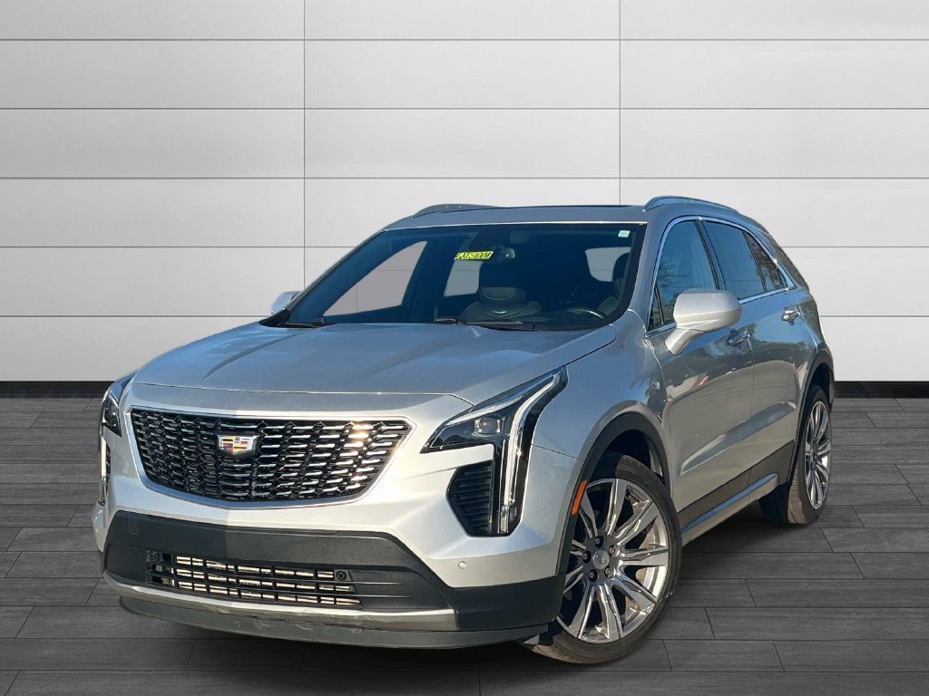 Used 2019 Cadillac XT4 Premium Luxury w/ Technology Package FWD image 1