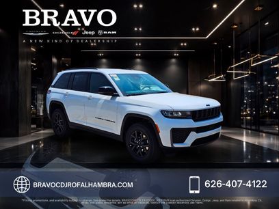 New 2026 Jeep Grand Cherokee Altitude