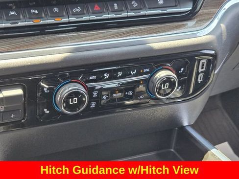 Used 2024 Chevrolet Silverado 1500 LT Trail Boss w/ LT Trail Boss Premium Package AWD/4WD image 31