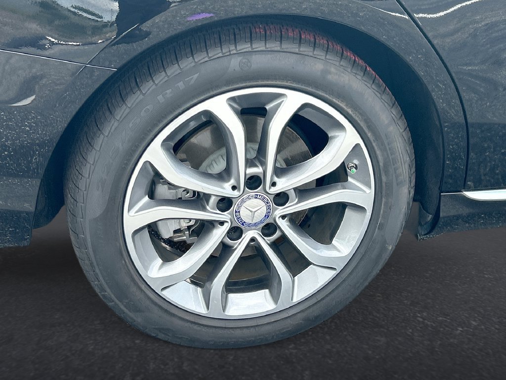 Used 2017 Mercedes-Benz C 300 Sedan image 17