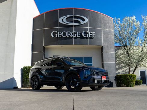 New 2026 Kia Sportage X-Line AWD/4WD image 1