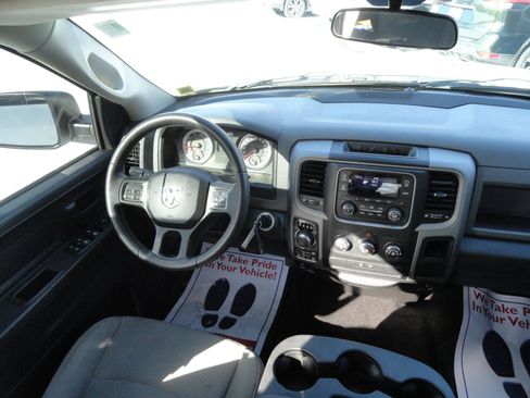Used 2015 RAM 1500 Express image 18