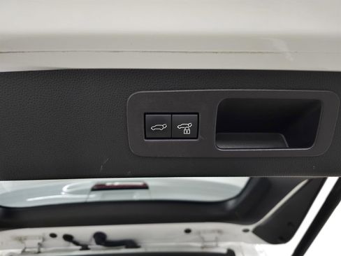 Used 2023 Lexus LX 600 F Sport image 10