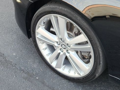 Used 2010 Jaguar XKR R RWD image 6