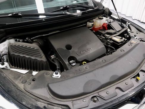 Used 2024 Buick Enclave Premium image 18