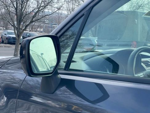 Used 2018 Subaru Forester 2.5i Premium w/ All-Weather Package image 24